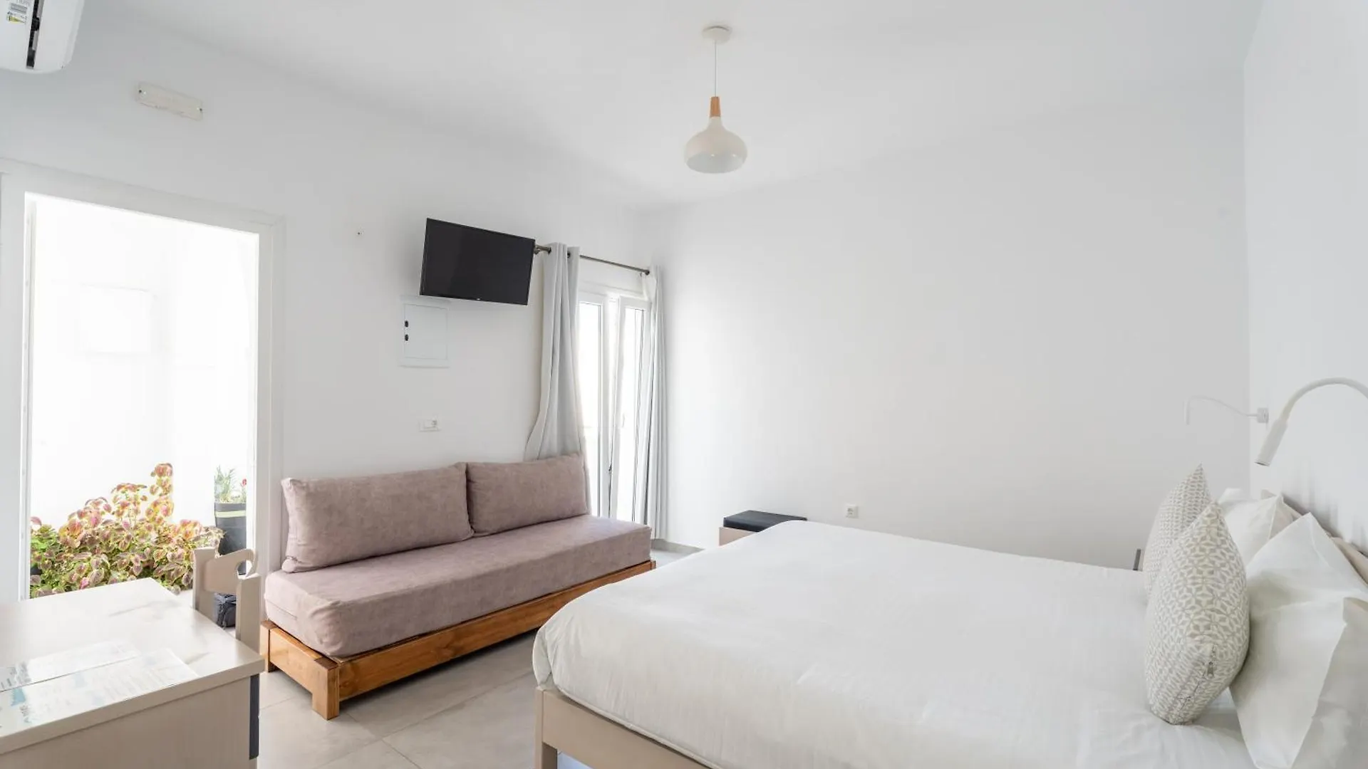 Eleanna'S Apartment Mykonos Island Hotel